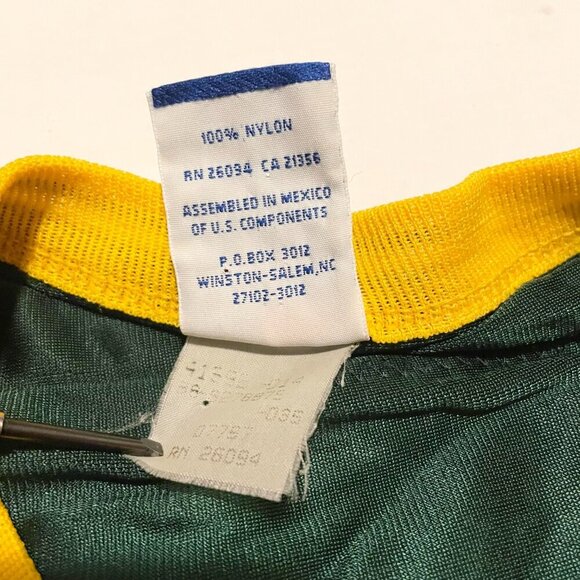 Champion Green Bay Packers Brett Favre #4 Youth Large 14-16 NFL Jersey - Picture 3 of 16